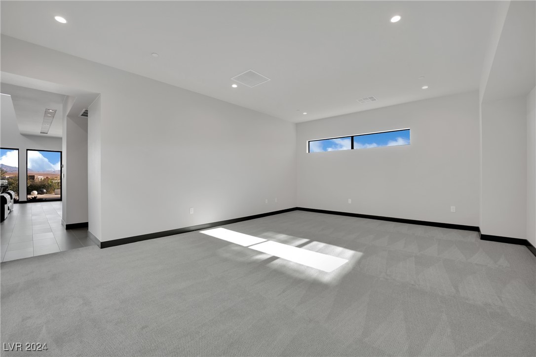 28 Rainbow Point Place Property Photo 36