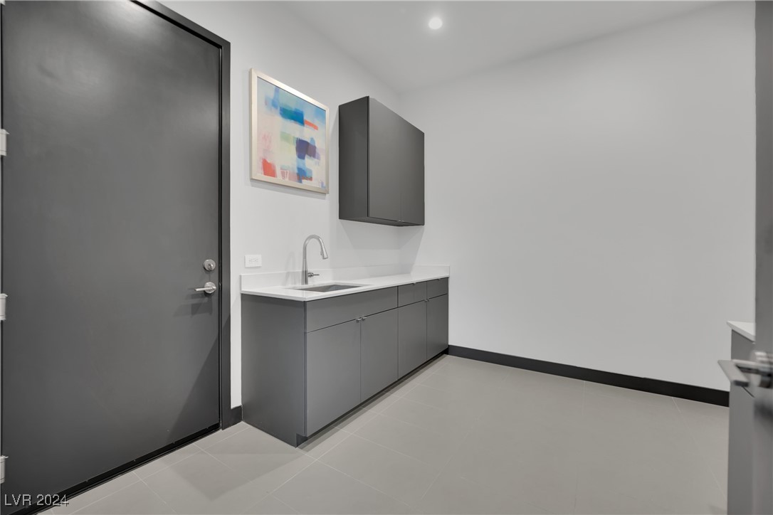 28 Rainbow Point Place Property Photo 47