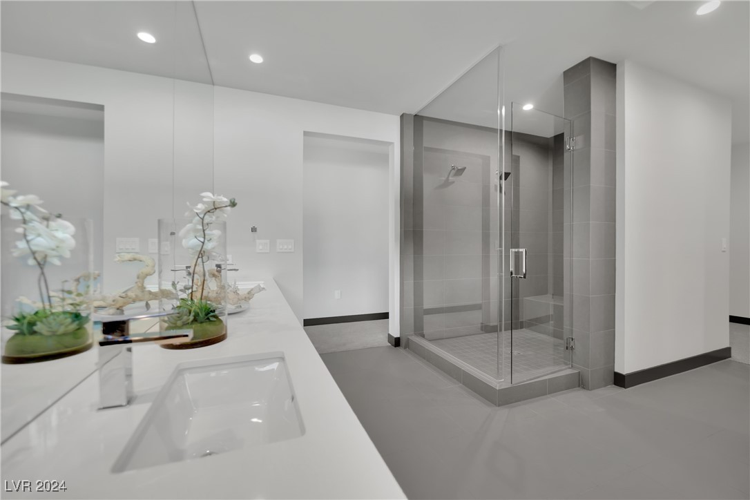28 Rainbow Point Place Property Photo 60