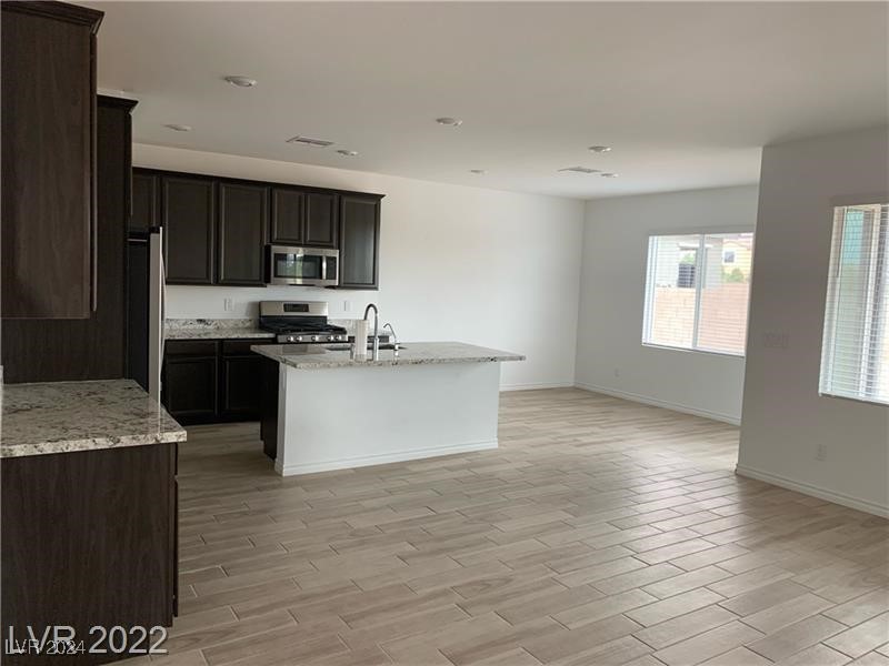 7112 Sayonara Vista Street Property Photo 2