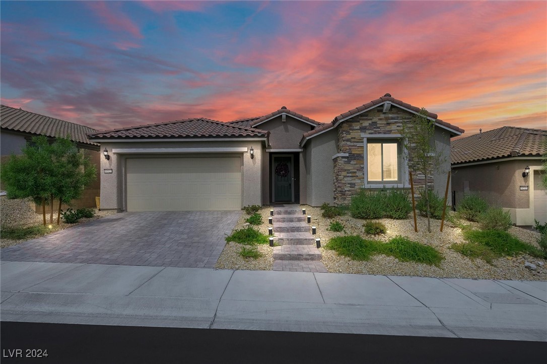 10522 Skye Arroyo Avenue Property Photo 2