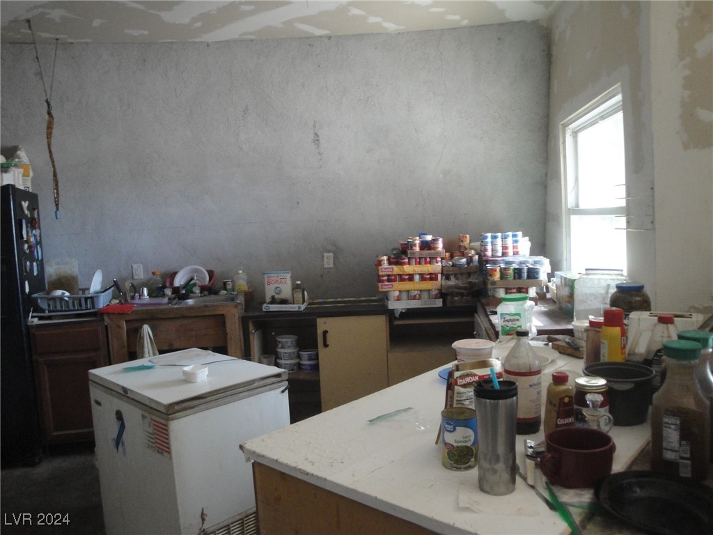 4243 East Carey Avenue Property Photo 3