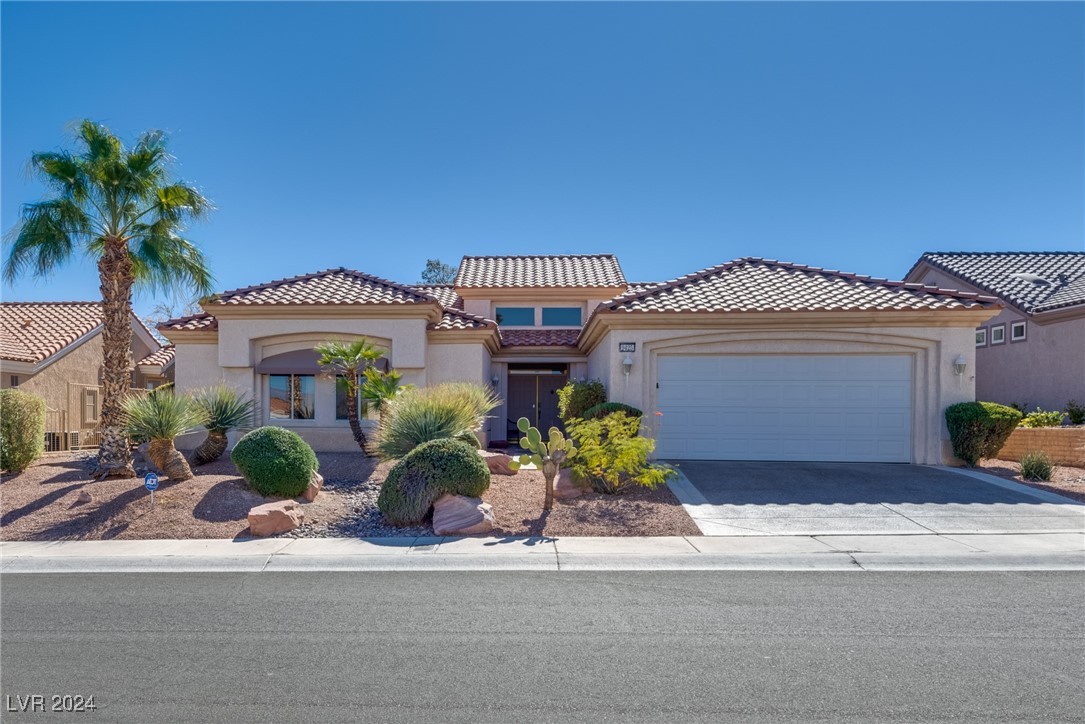 9425 Villa Ridge Drive Property Photo 1