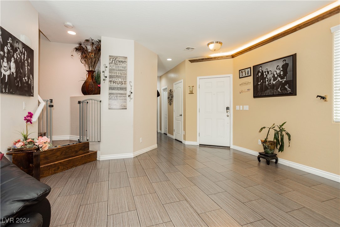 6409 Dundock Avenue Property Photo 14