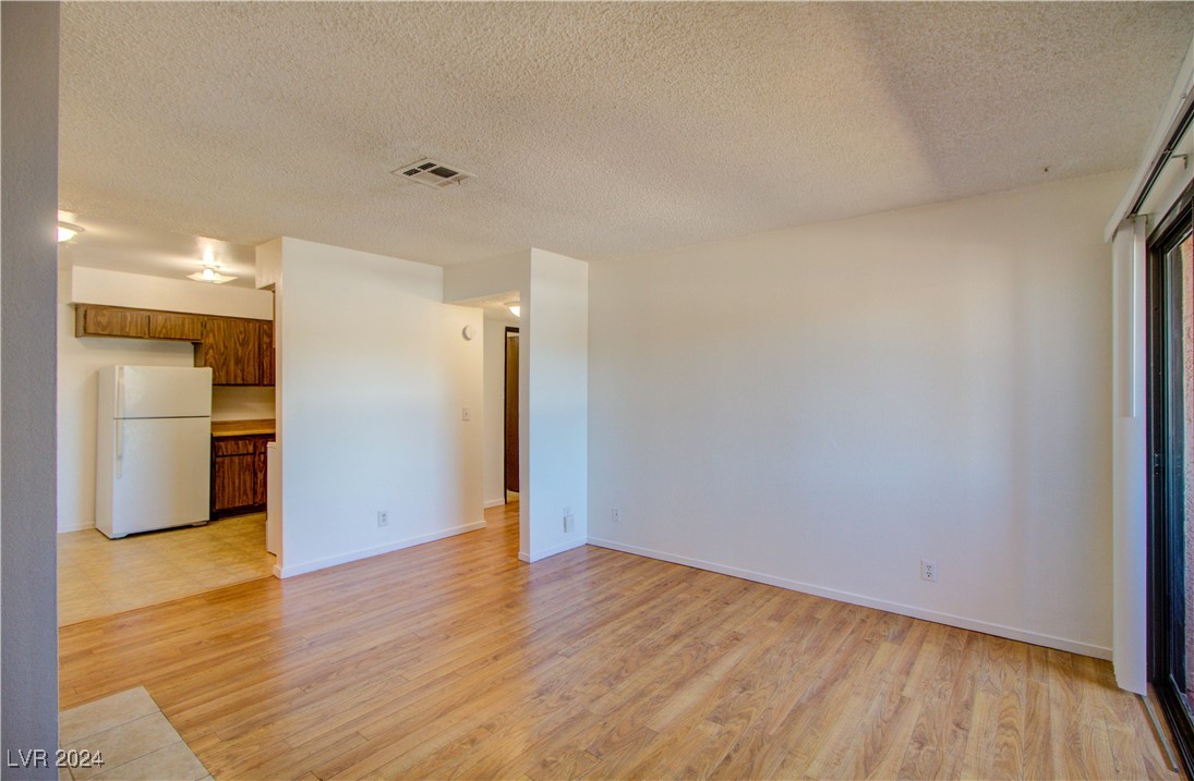 518 Elm Street H Property Photo 10