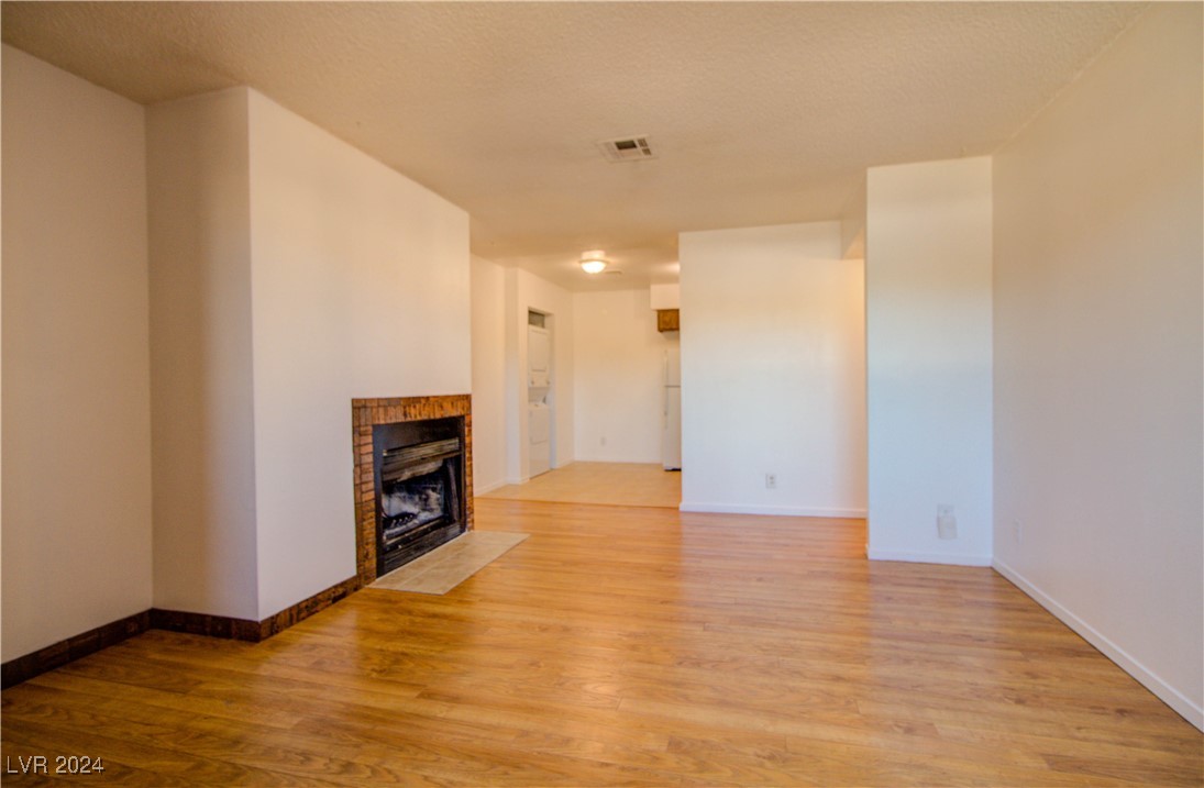 518 Elm Street H Property Photo 19