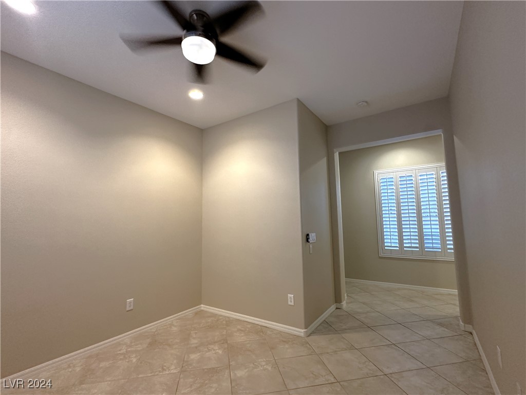 2242 Discovery Lake Court Property Photo 13