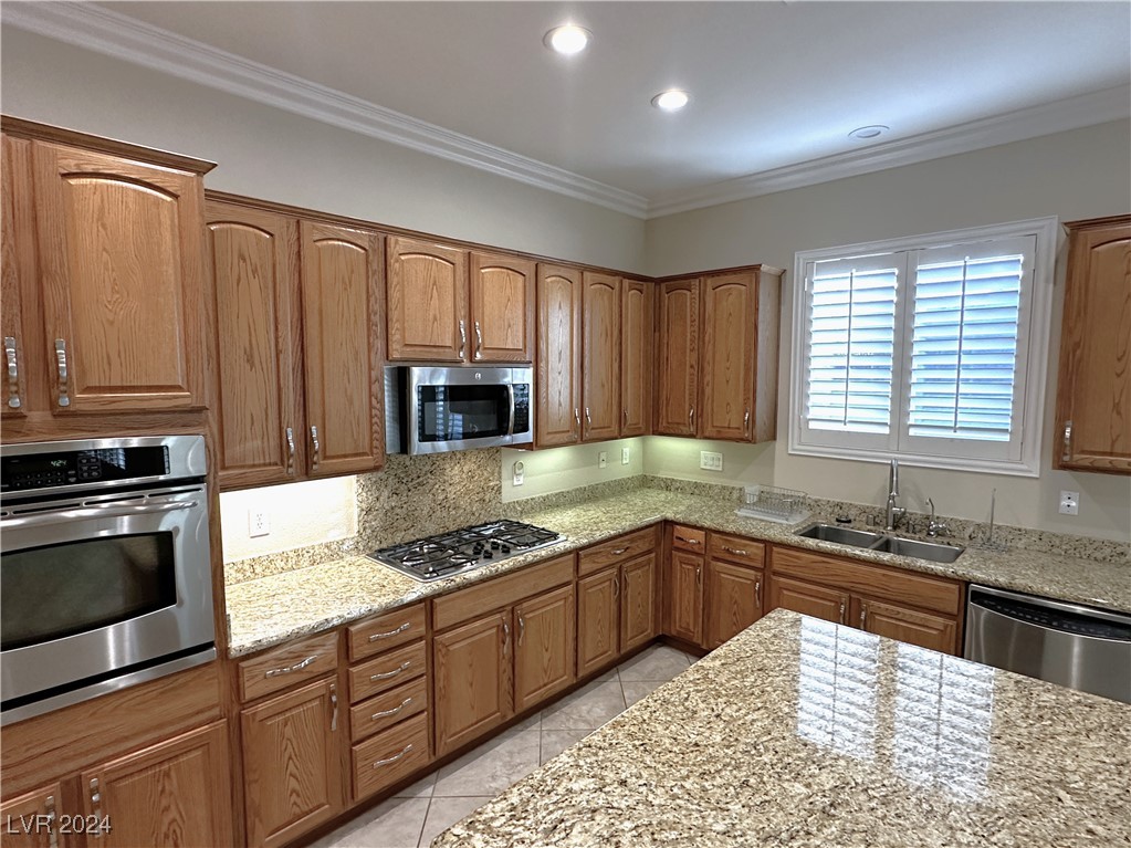 2242 Discovery Lake Court Property Photo 36