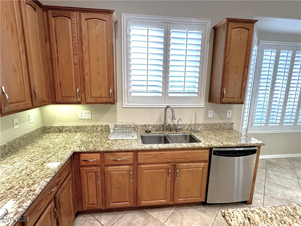 2242 Discovery Lake Court Property Photo 38