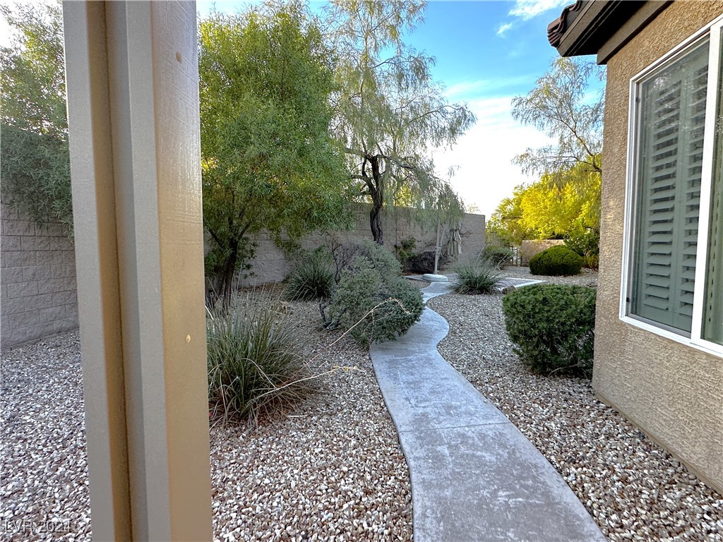 2242 Discovery Lake Court Property Photo 57