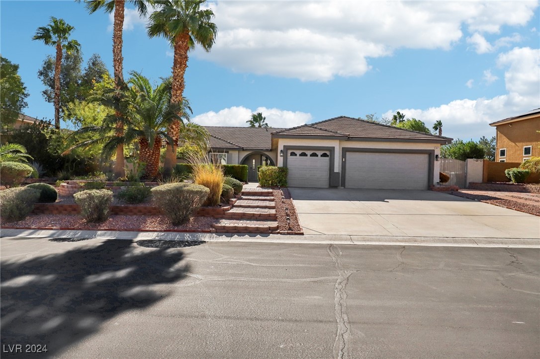 8371 Las Lunas Way Property Photo 1