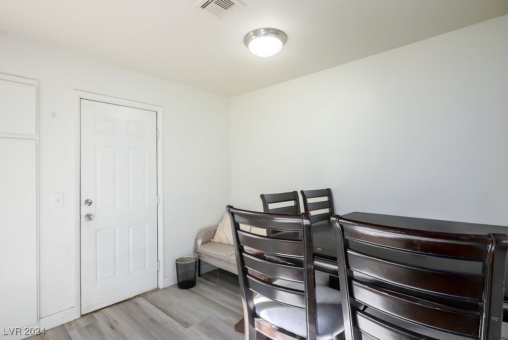 567 Kristin Lane Property Photo 7