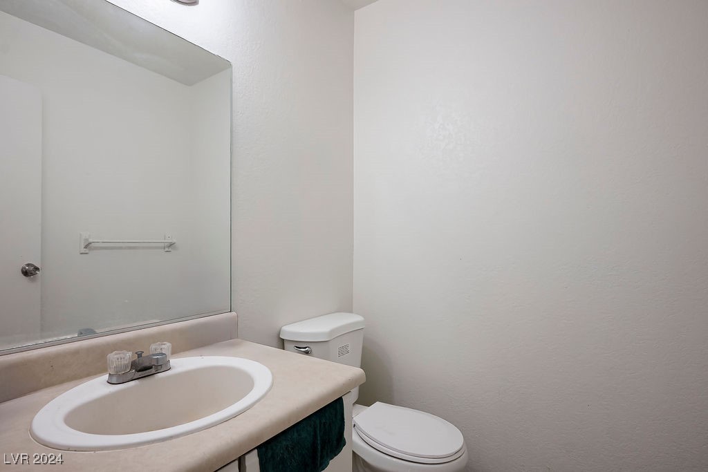 567 Kristin Lane Property Photo 10