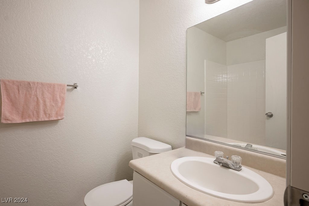 567 Kristin Lane Property Photo 12