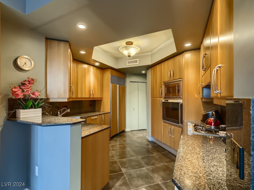 2747 Paradise Road 1505 Property Photo 8