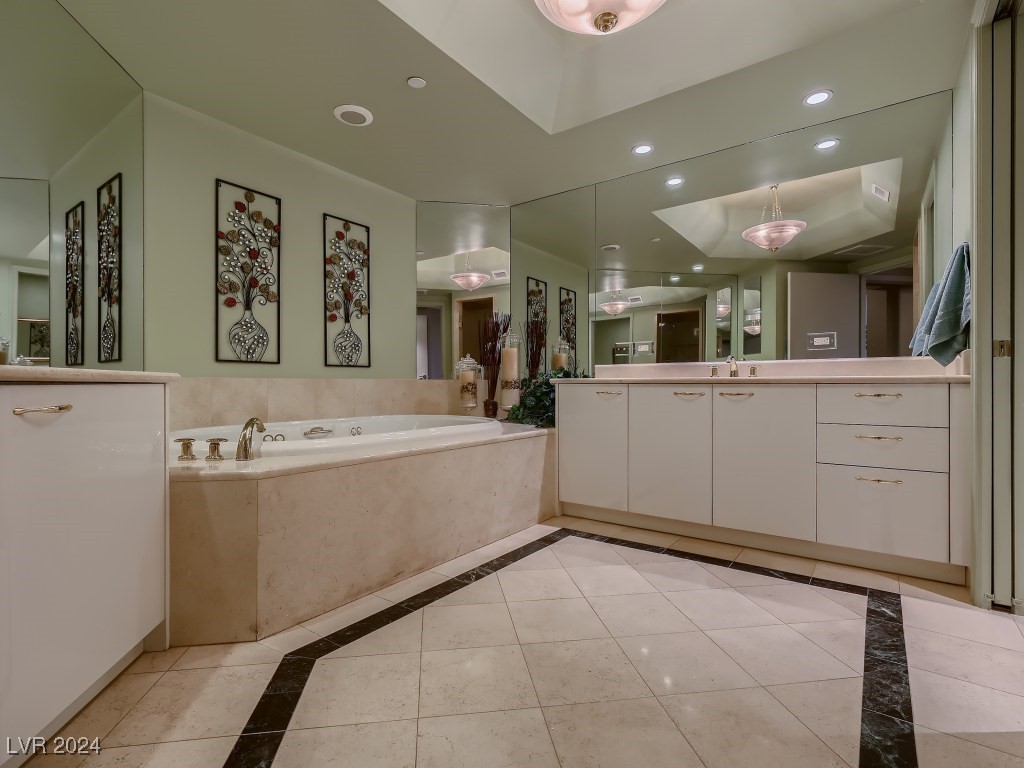 2747 Paradise Road 1505 Property Photo 16