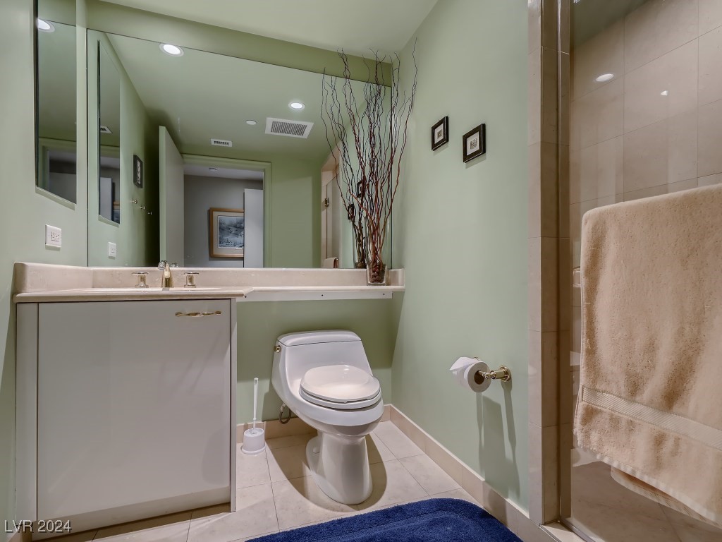 2747 Paradise Road 1505 Property Photo 20