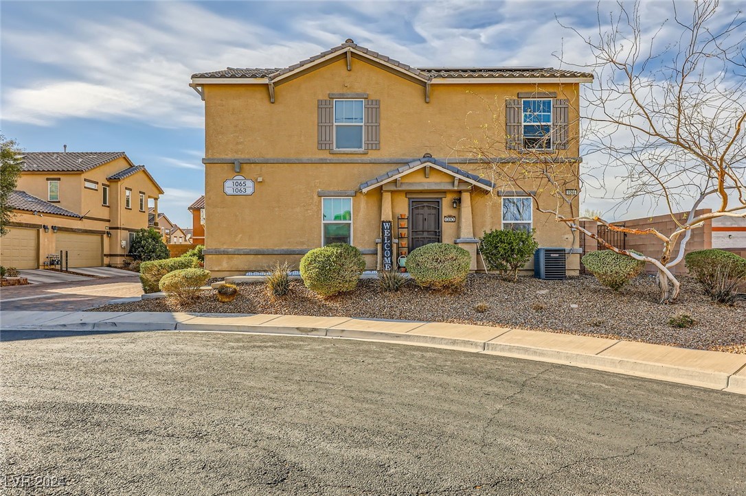 1065 Admiral Emblem Street Property Photo