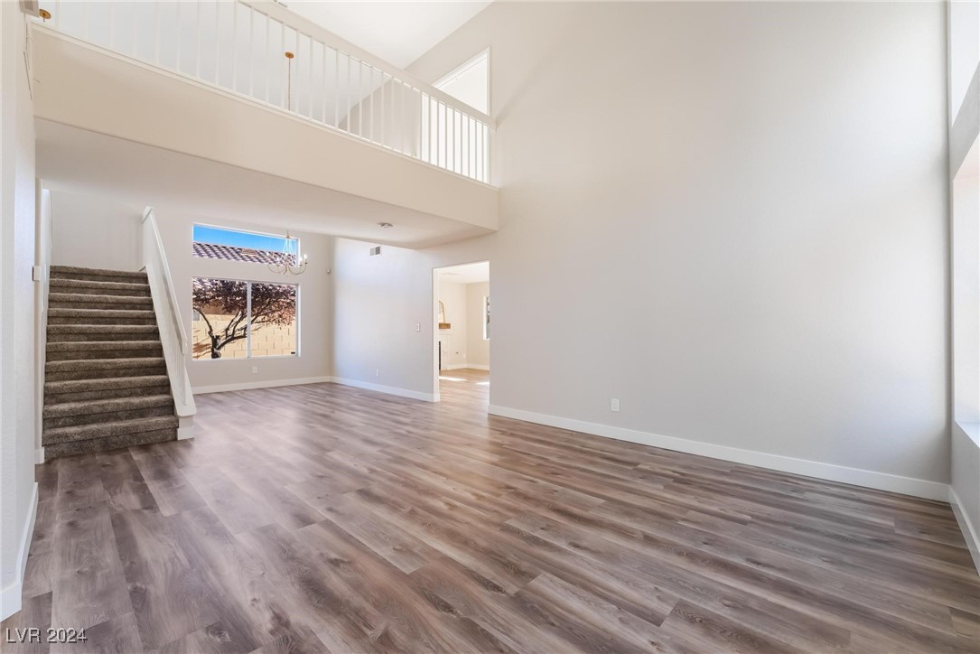 7813 Paper Flower Court Property Photo 4