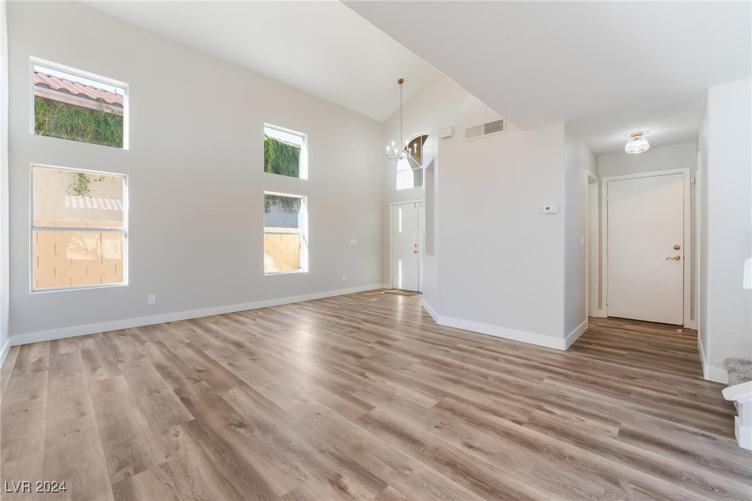 7813 Paper Flower Court Property Photo 7