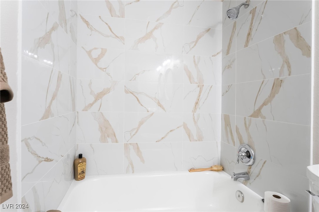 7813 Paper Flower Court Property Photo 40