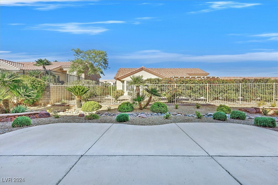 10032 Hope Island Drive Property Photo 3