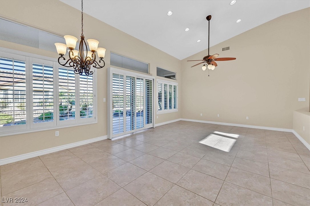10032 Hope Island Drive Property Photo 8
