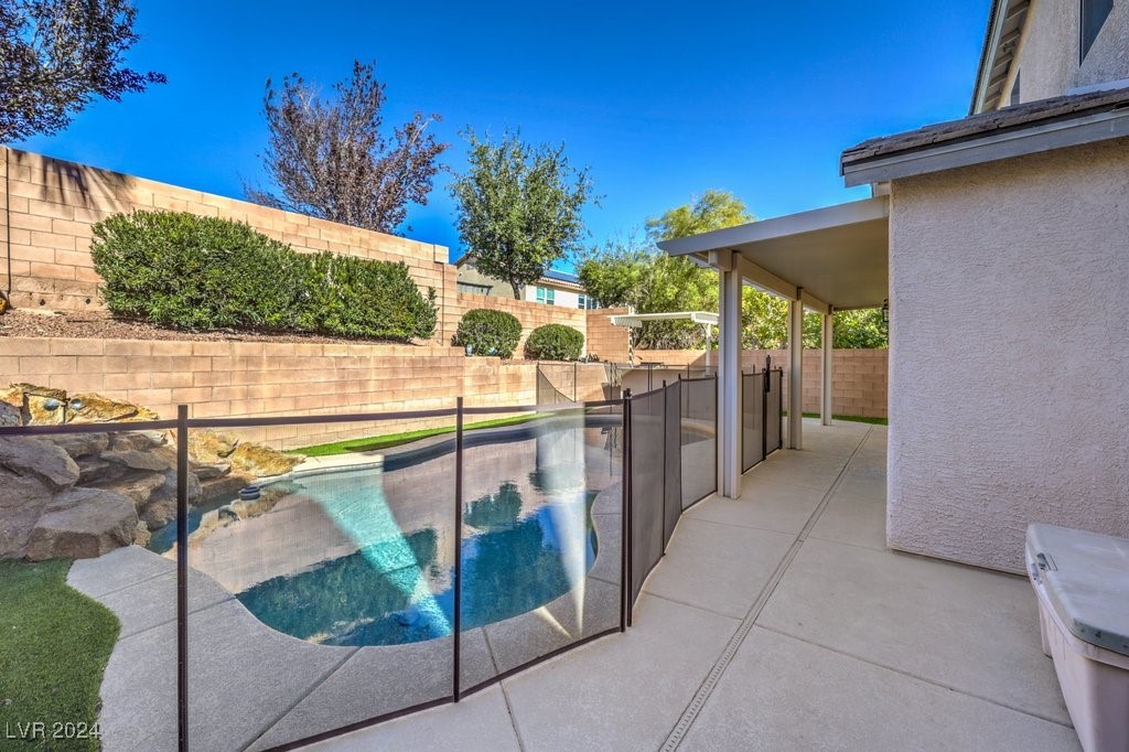 10416 Britton Hill Avenue Property Photo 36