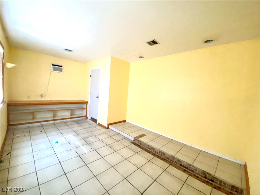 5220 Del Rey Avenue Property Photo 11