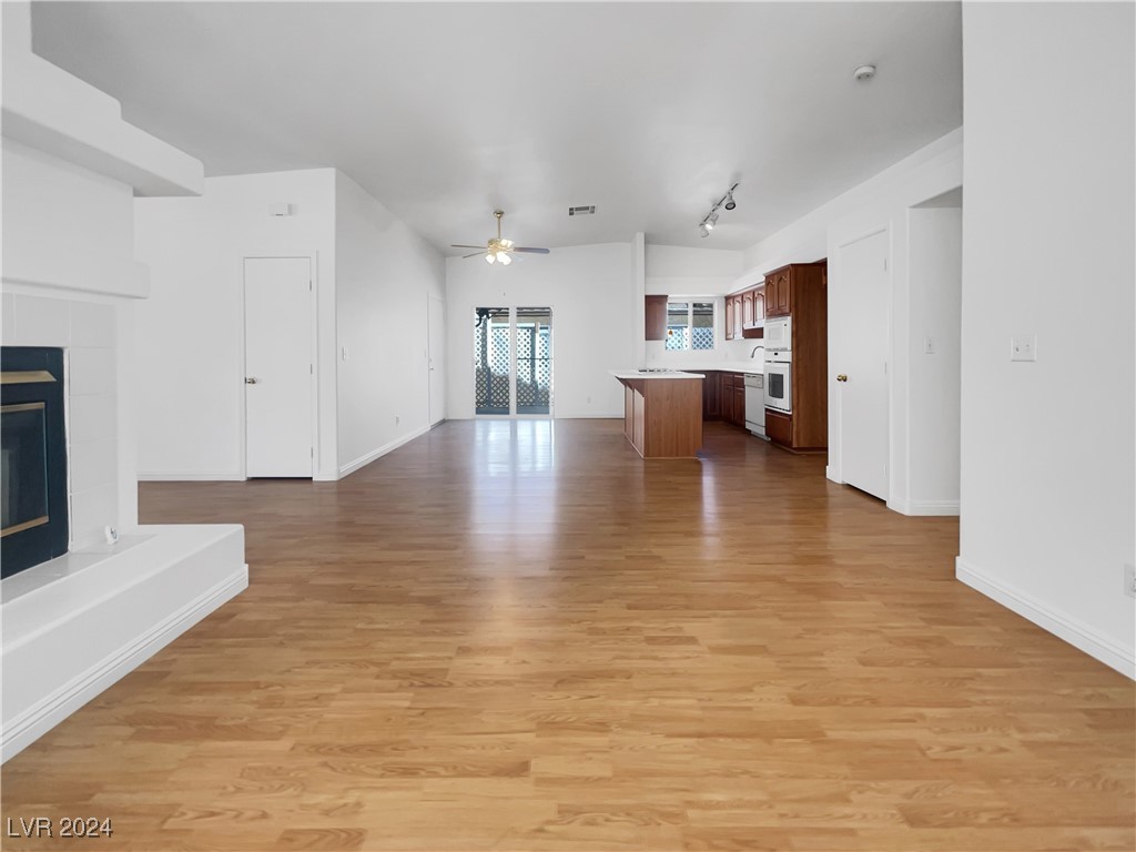1431 Watercreek Drive Property Photo 13