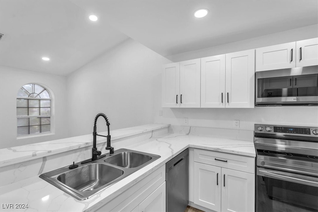 1800 Edmond Street 223 Property Photo 16