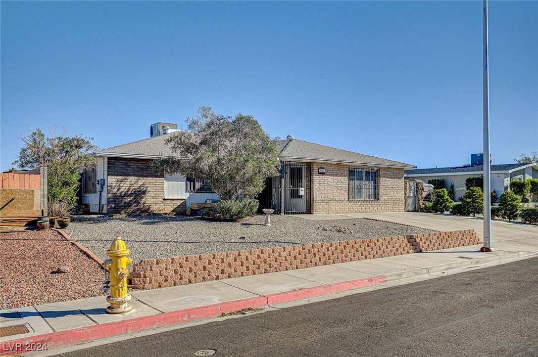 321 Oil Lantern Lane Property Photo 3