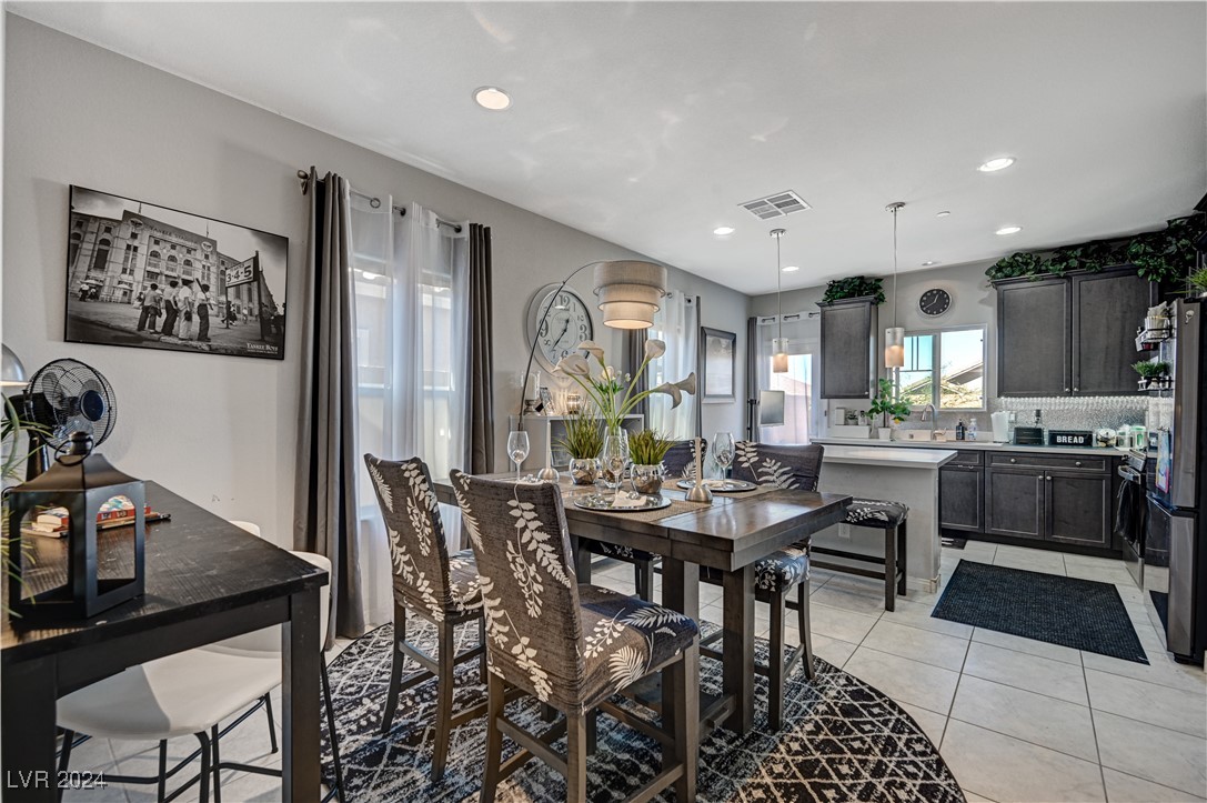 76 Summer Rhapsody Avenue Property Photo 15