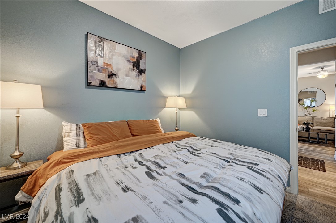 76 Summer Rhapsody Avenue Property Photo 28