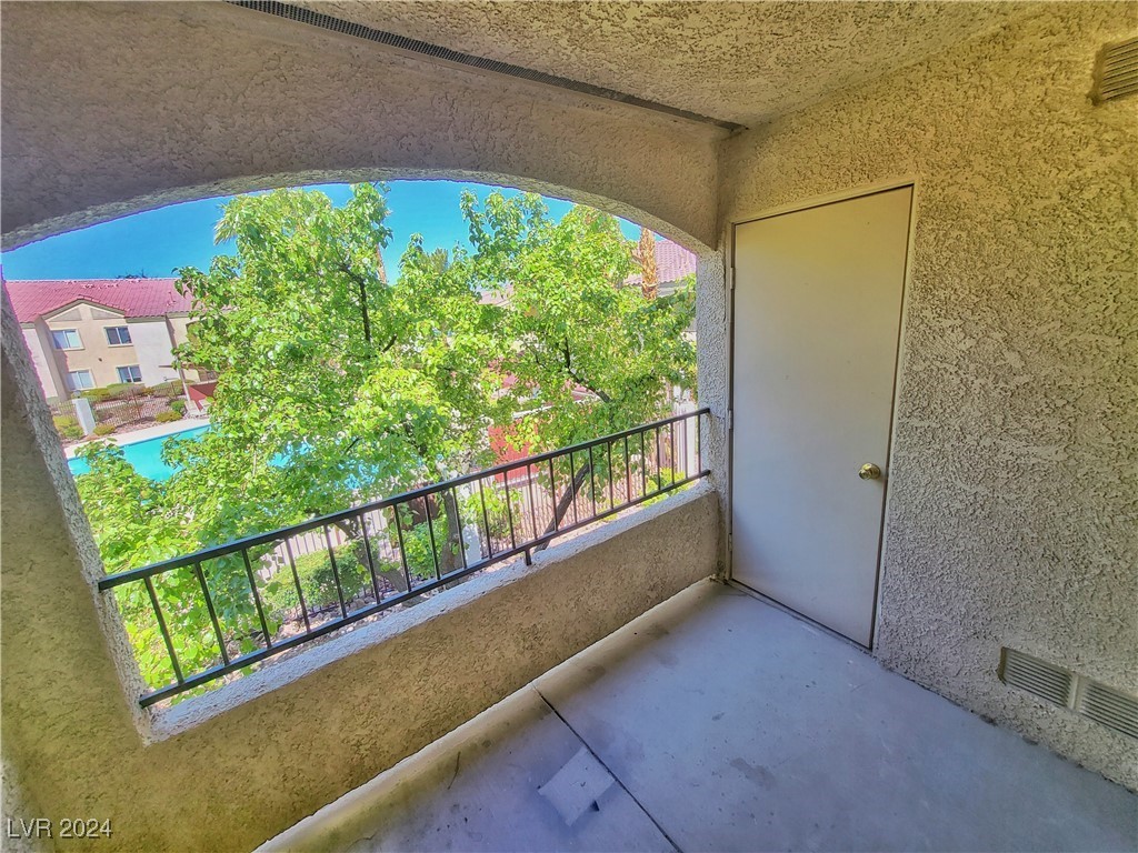 7885 West Flamingo Road 2099 Property Photo 14