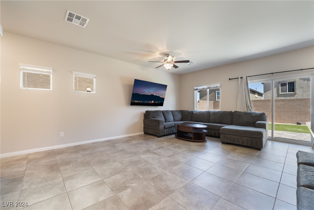 9174 Rolling Sky Drive Property Photo 6
