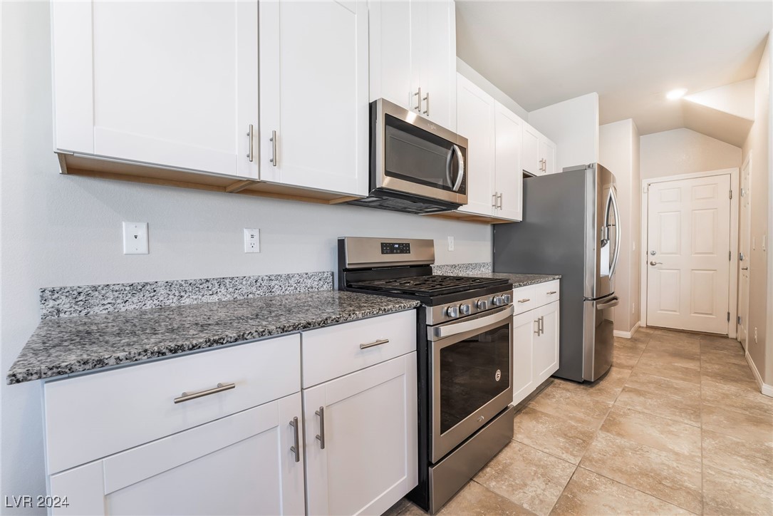 9174 Rolling Sky Drive Property Photo 13