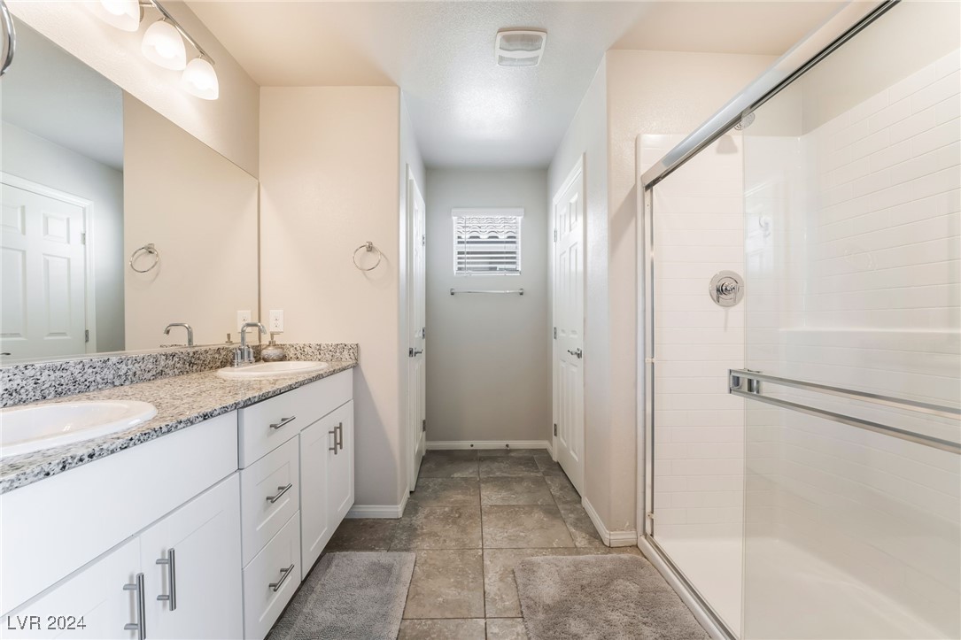 9174 Rolling Sky Drive Property Photo 22