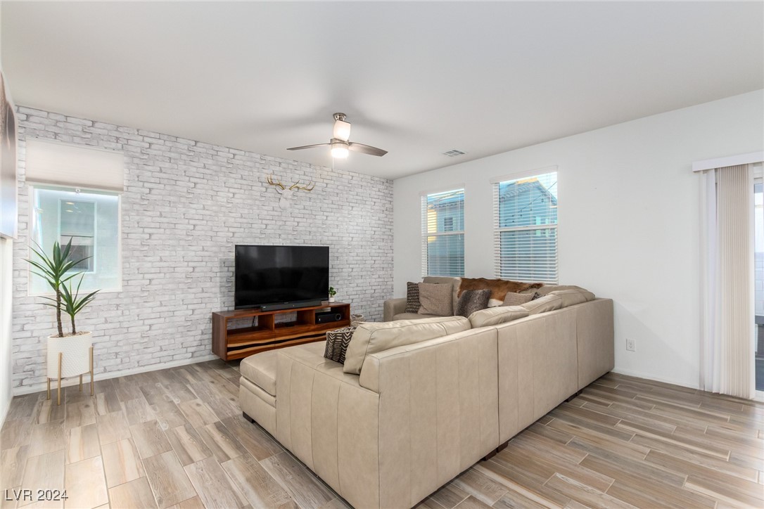 4624 Scent Street Property Photo 5