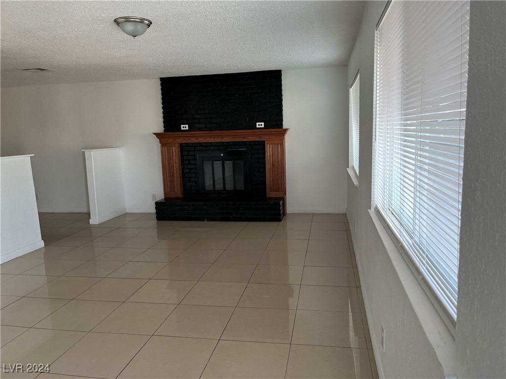 6529 Bourbon Way Property Photo 9