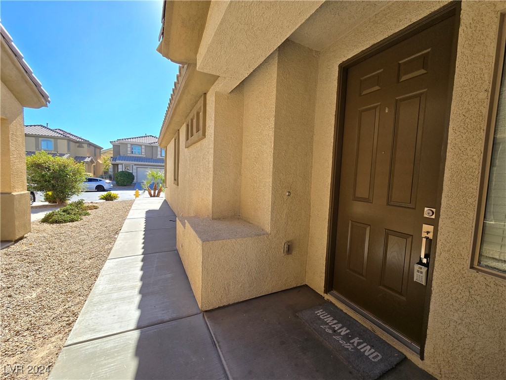 142 Water Hazard Lane Property Photo 2