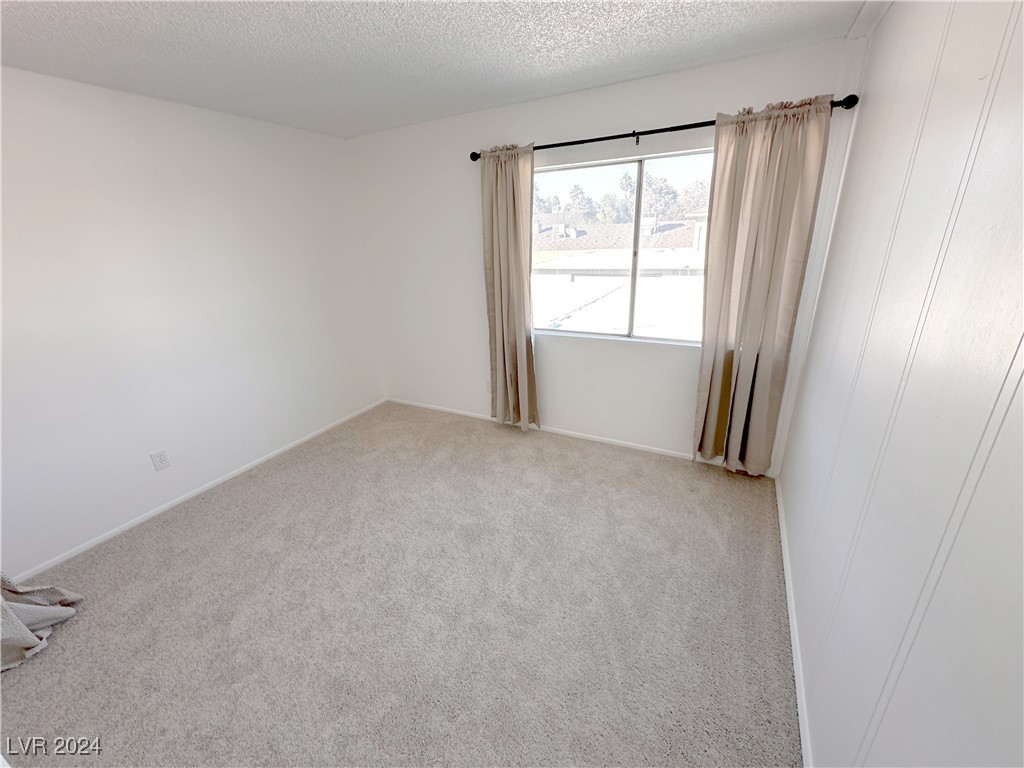 3004 El Camino Avenue Property Photo 23