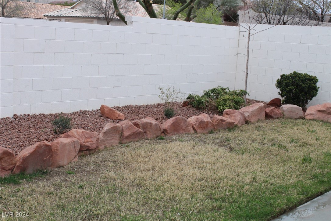 8041 Exploration Avenue Property Photo 20