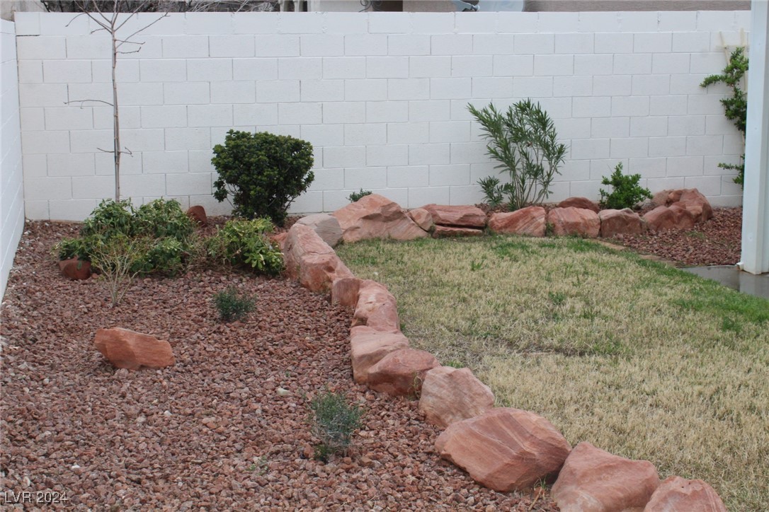8041 Exploration Avenue Property Photo 22