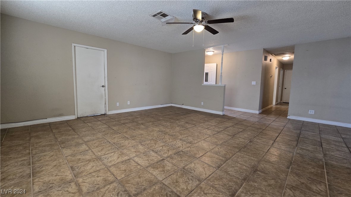 2824 Pisces Court Property Photo 3