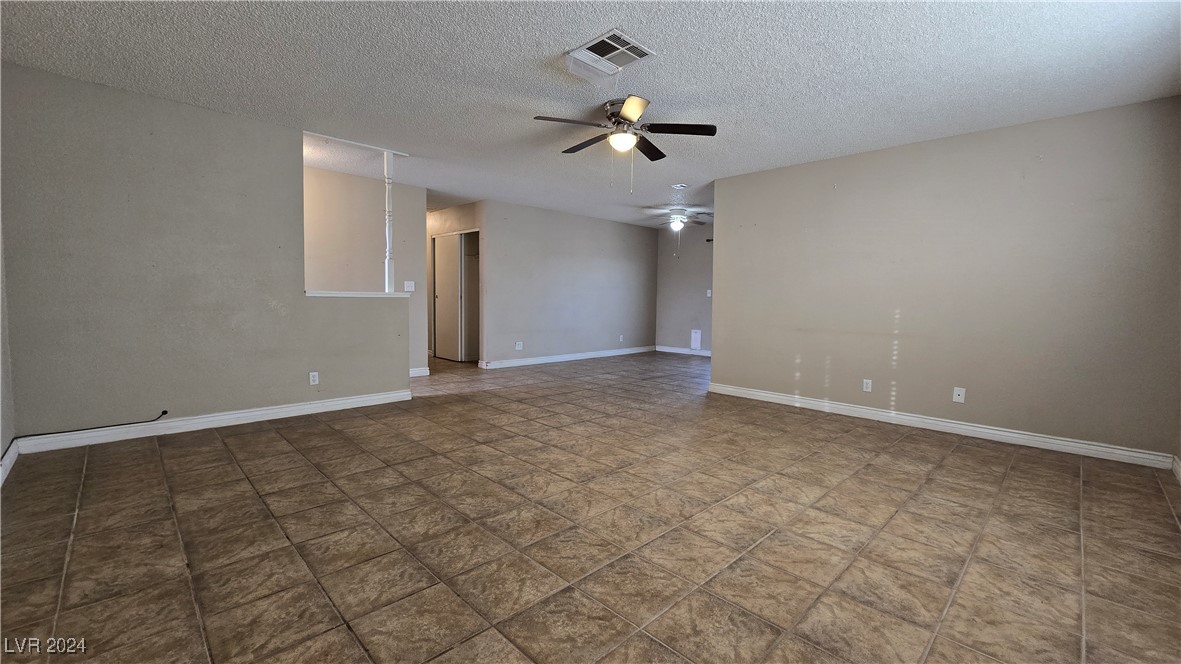 2824 Pisces Court Property Photo 4