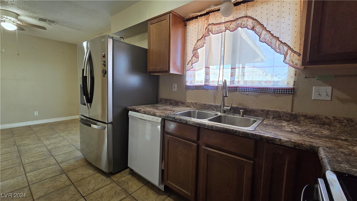 2824 Pisces Court Property Photo 9