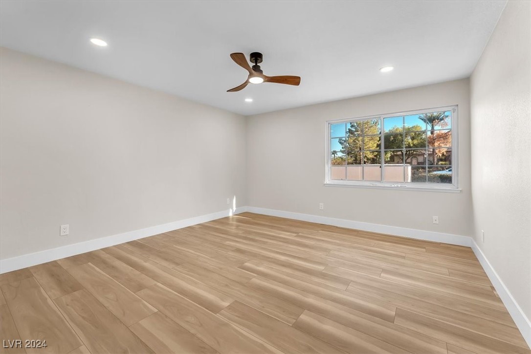 2868 Vista Del Sol Avenue Property Photo 40