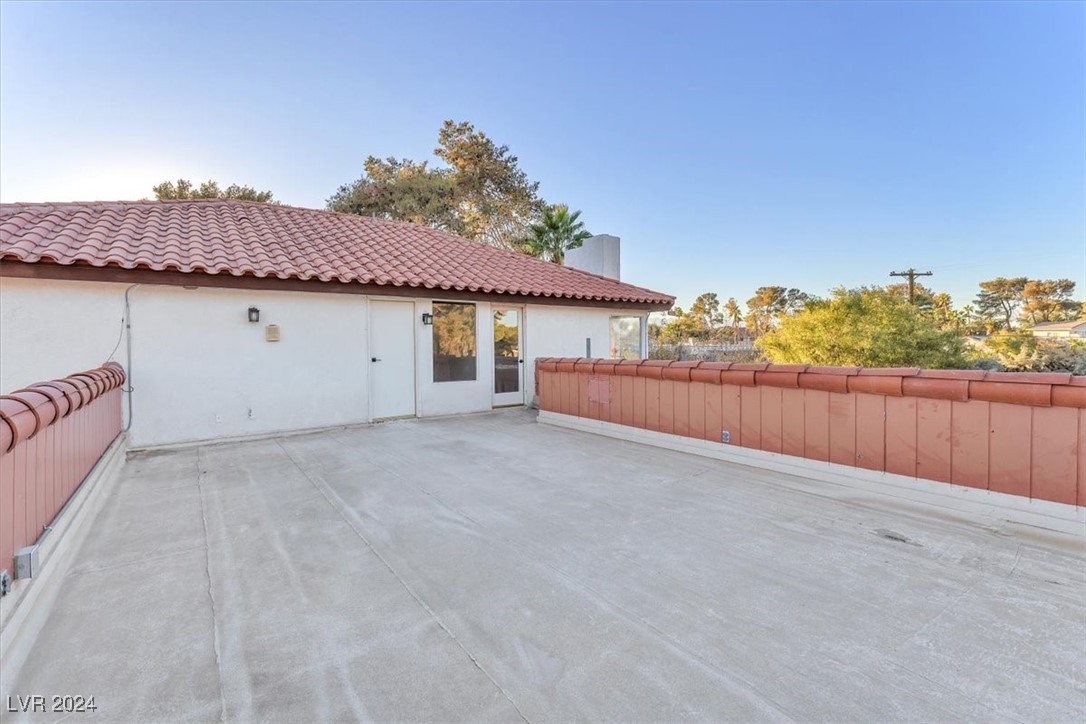 2868 Vista Del Sol Avenue Property Photo 54