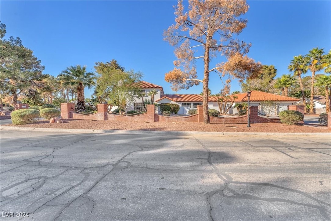 2868 Vista Del Sol Avenue Property Photo 69